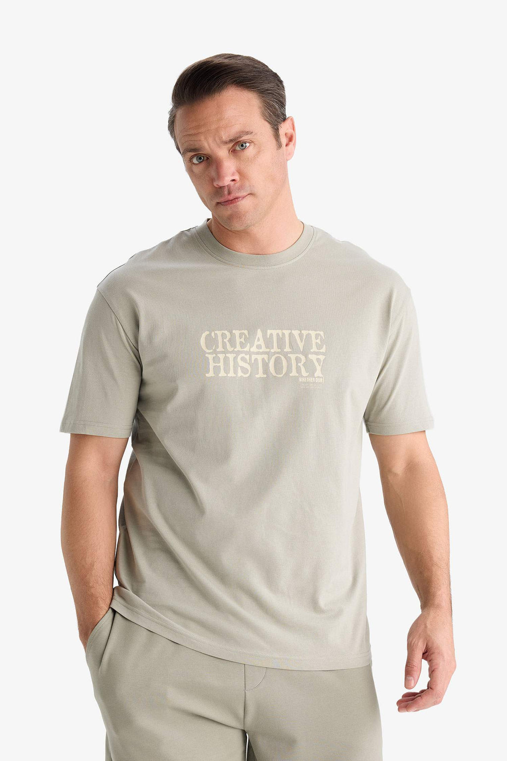 100% Cotton Regular Fit Crew Neck Printed Short Sleeve T-Shirt