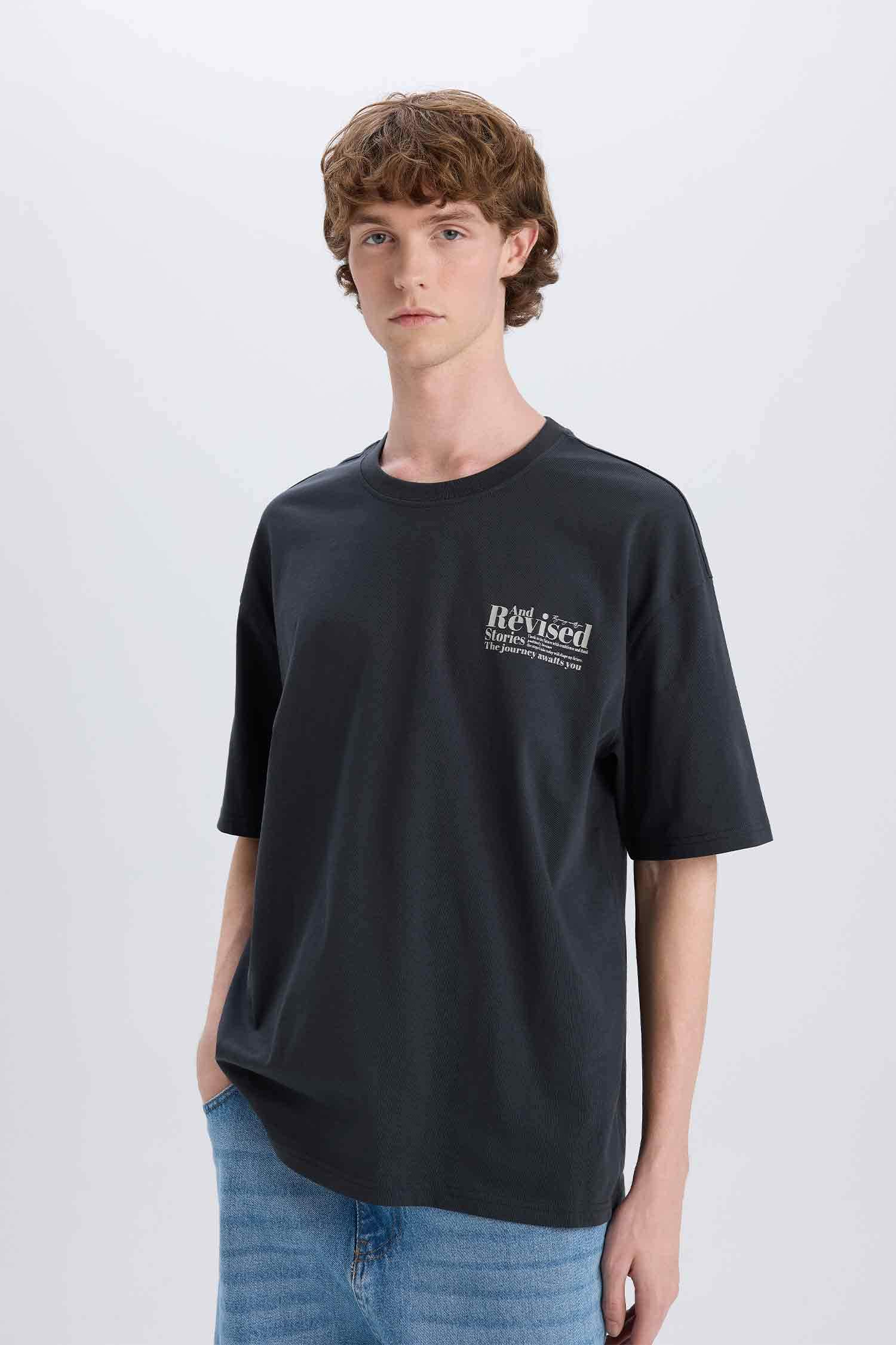 100% Cotton Oversize Wide Pattern Crew Neck Back Printed Short Sleeve T-Shirt