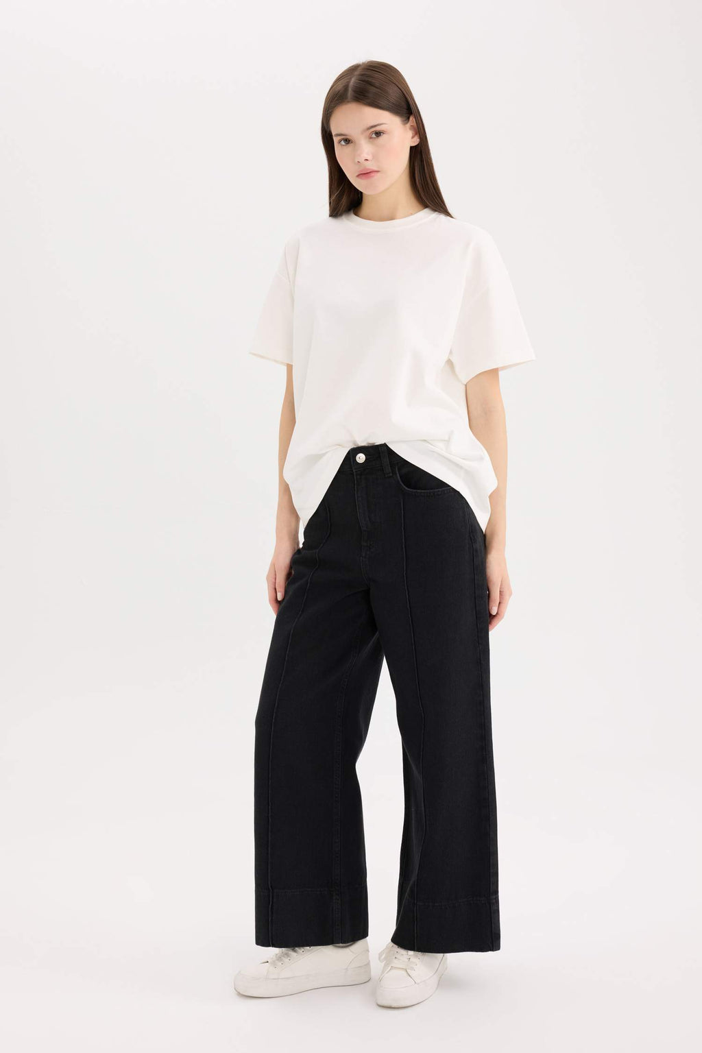 Short Wide Leg High Waist Crop Washed Jeans