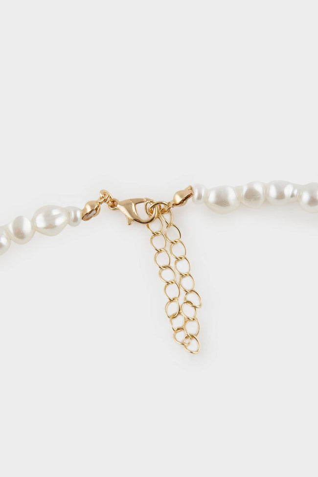 Women's Marble Patterned Pearl Detailed Necklace Main Image