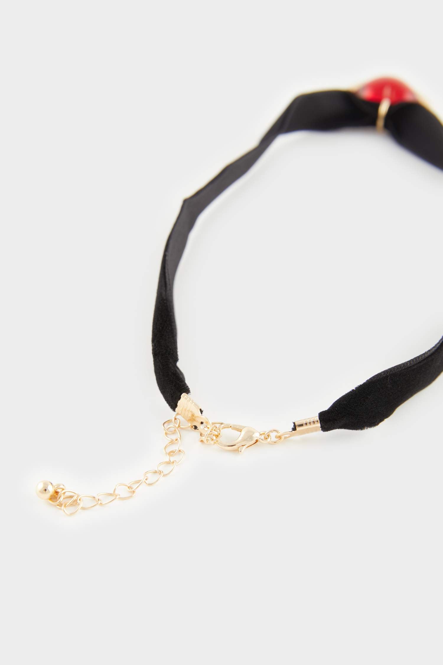 Women Heart Detailed Necklace