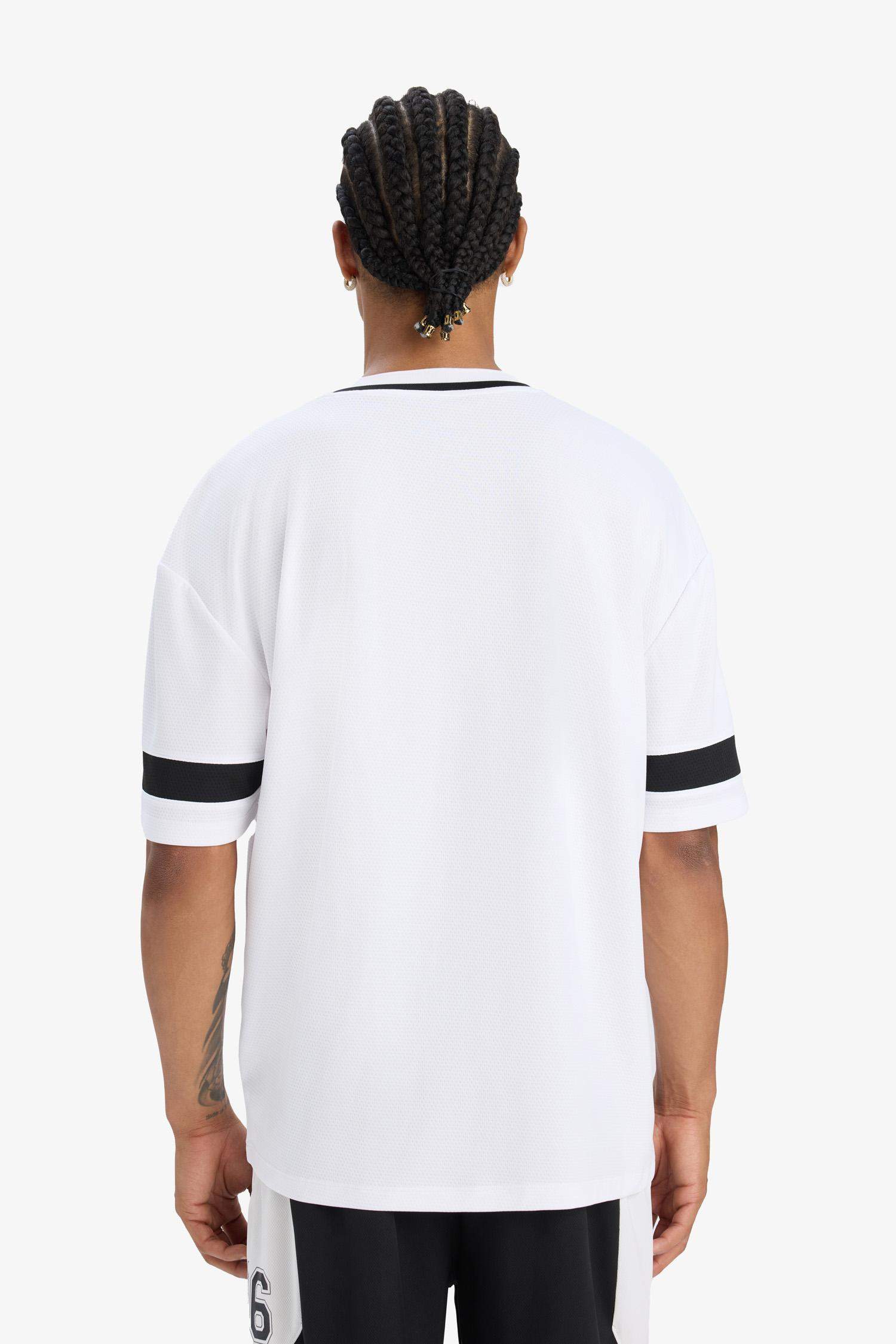 DeFactoFit Quick Dry Oversize Wide Mold V Neck Printed Sports Short Sleeve T-Shirt