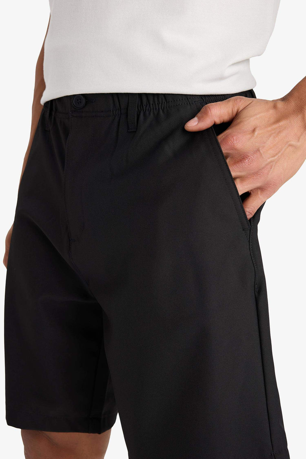 DeFactoFit Standard Fit Sports Short Leg Woven Shorts