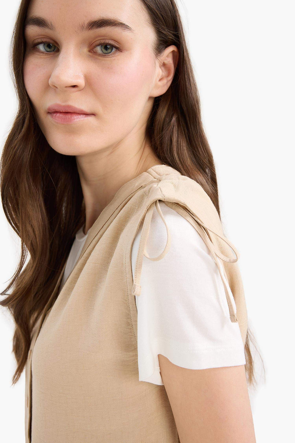 Regular Fit V-Neck Sleeveless Blouse