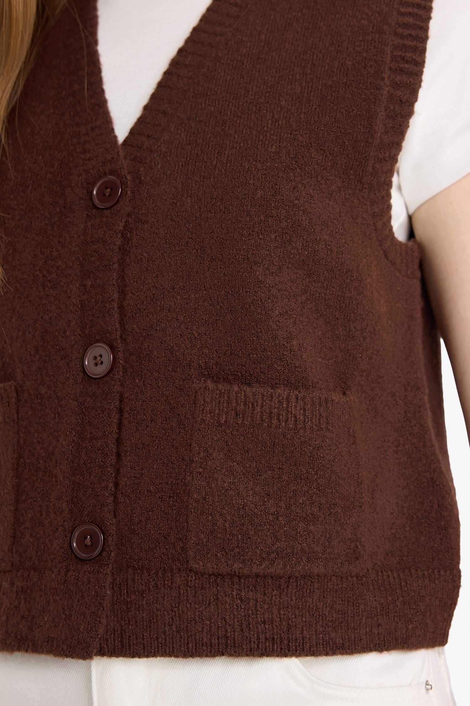 Regular Fit V-Neck Buttoned Knitted Vest with Pockets