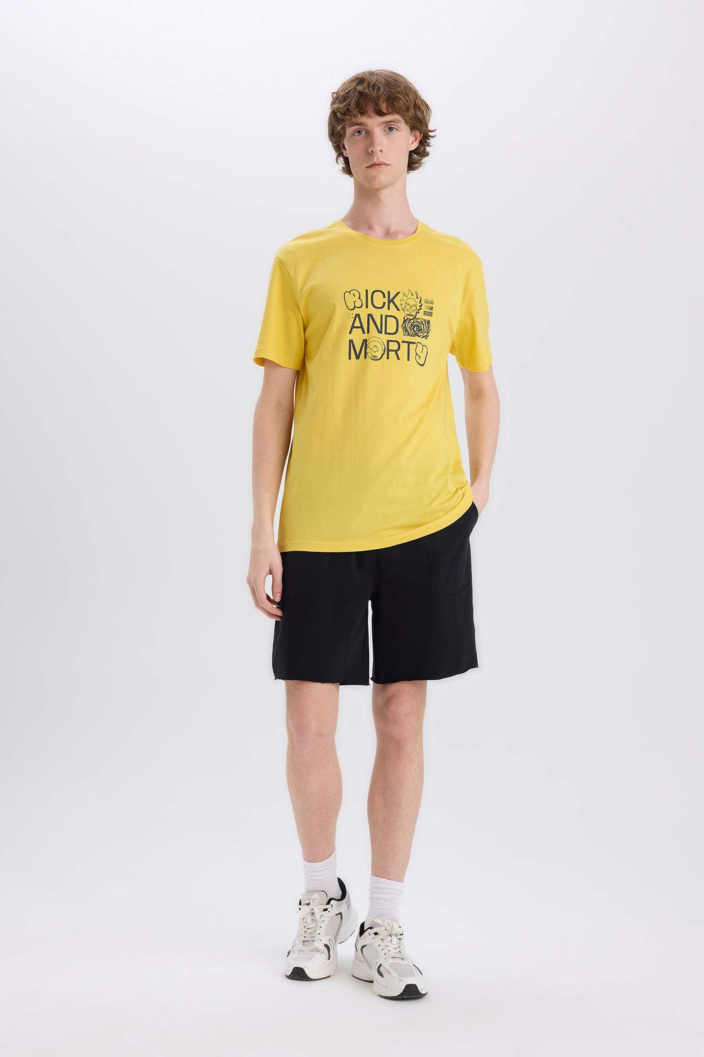 100% Cotton Rick and Morty Regular Fit Crew Neck Short Sleeve T-Shirt