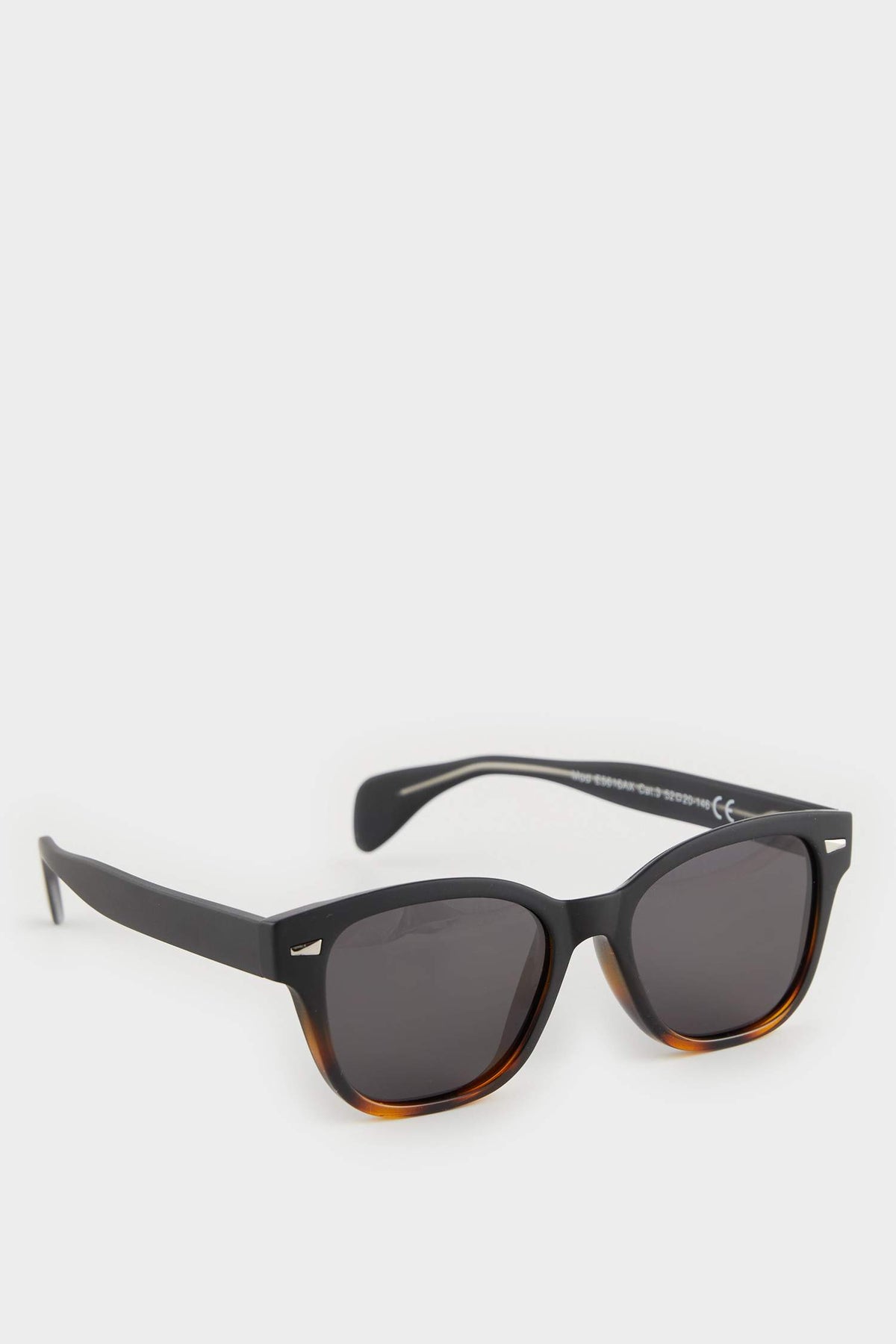 Man Square Sunglasses
