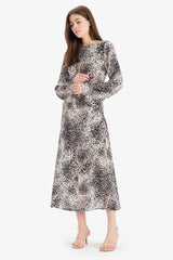 A Cut Ruffle Collar Animal Patterned Midi Dress