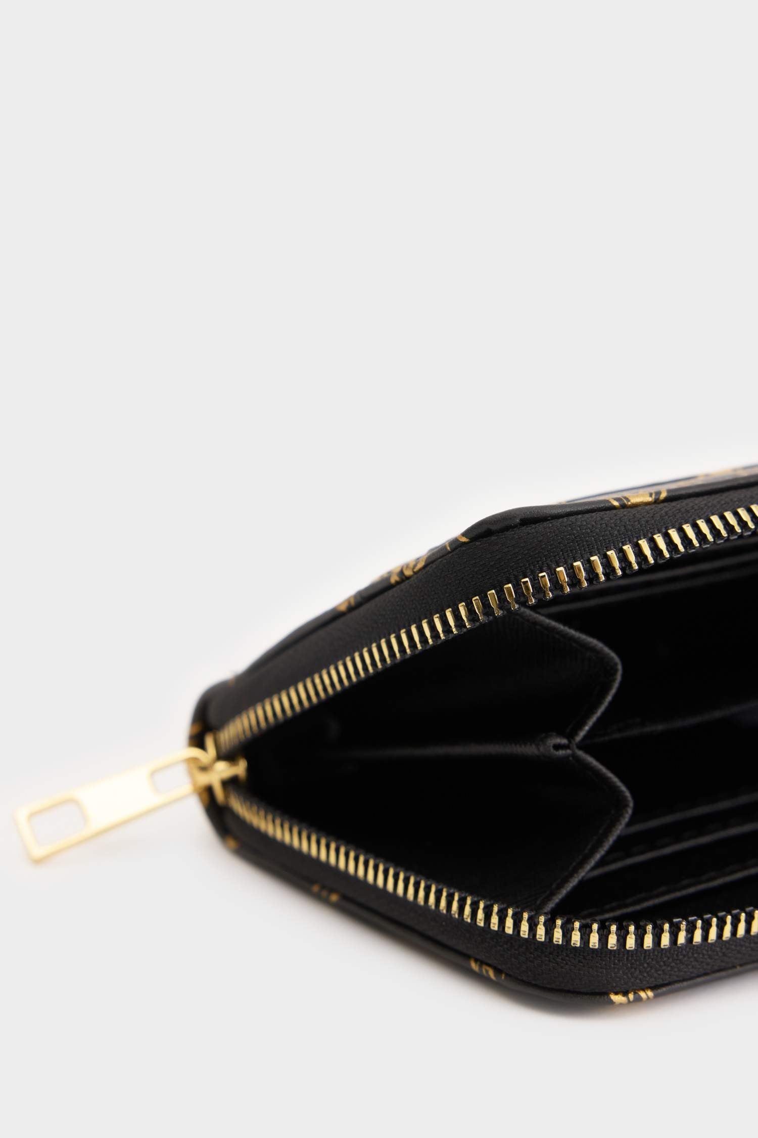 Women's Faux Leather Wallet