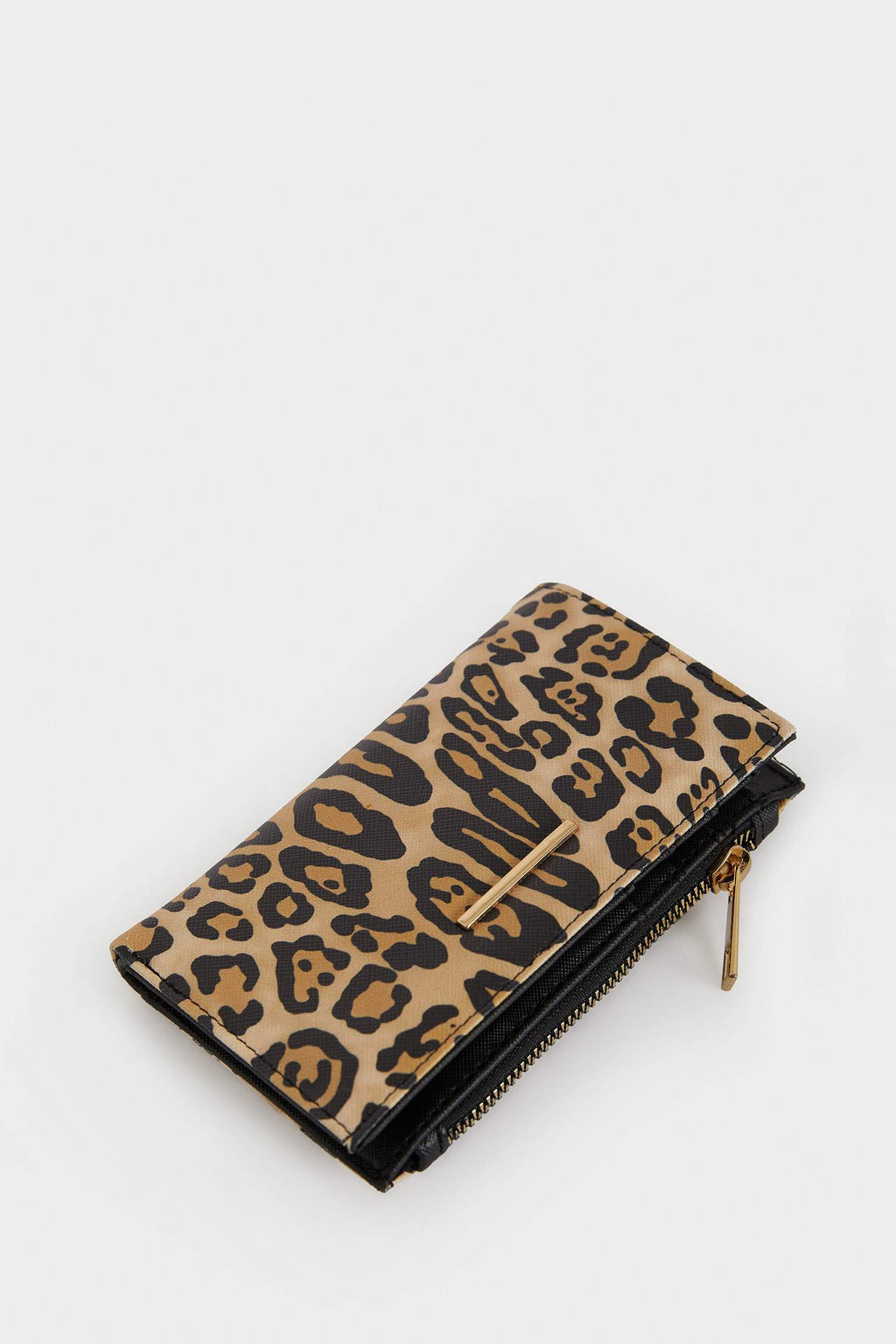 Women Leopard Patterned Faux Leather Wallet