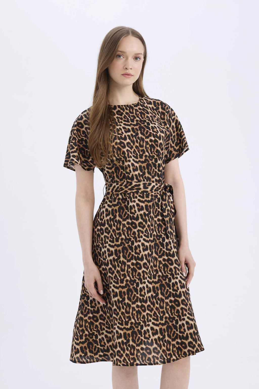 Regular Fit Crew Neck Leopard Midi Dress