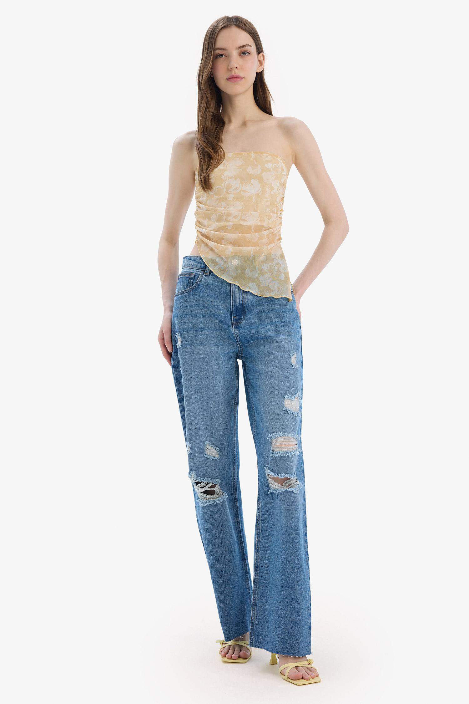 Fitted Patterned Strapless Tulle Blouse