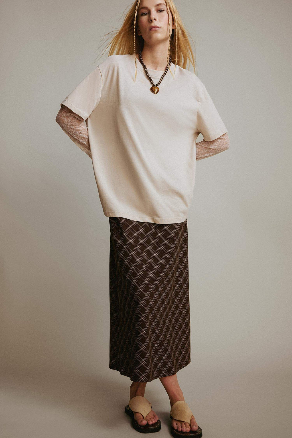 Oversize Loose Fit Crew Neck Lace Detail Long Sleeved T-shirt