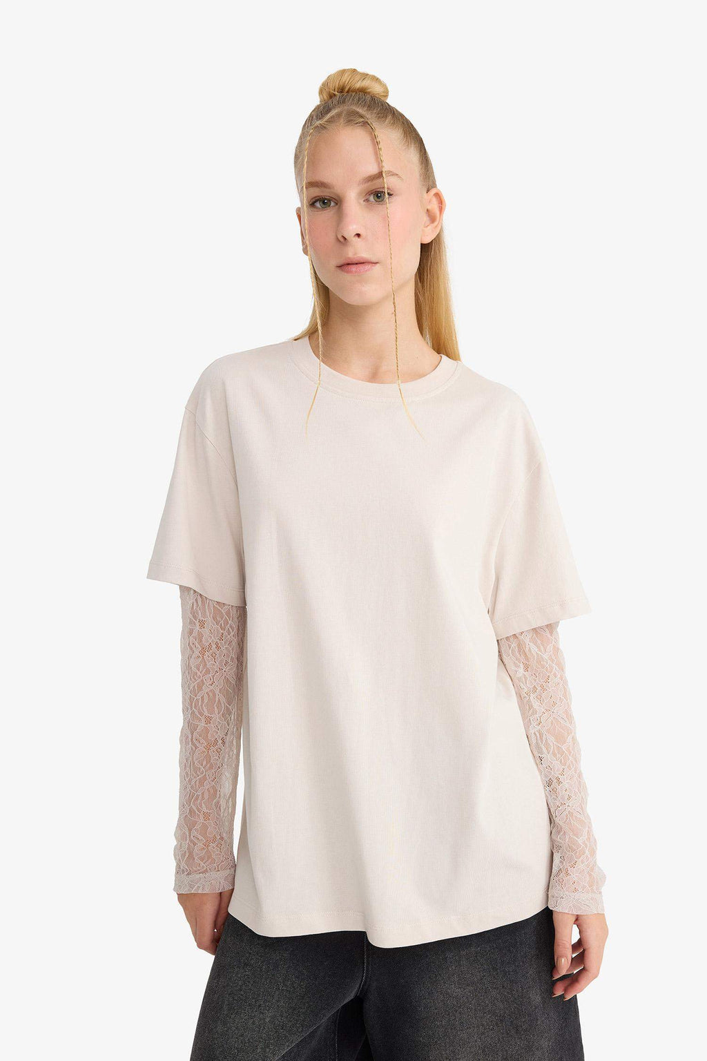 Oversize Loose Fit Crew Neck Lace Detail Long Sleeved T-shirt