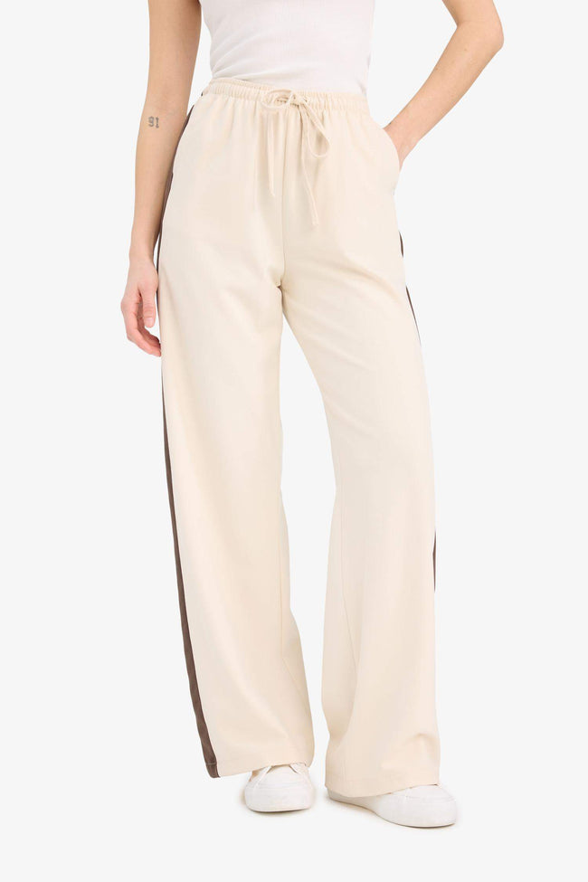 Wide Leg Normal Waist Trousers Hover Image