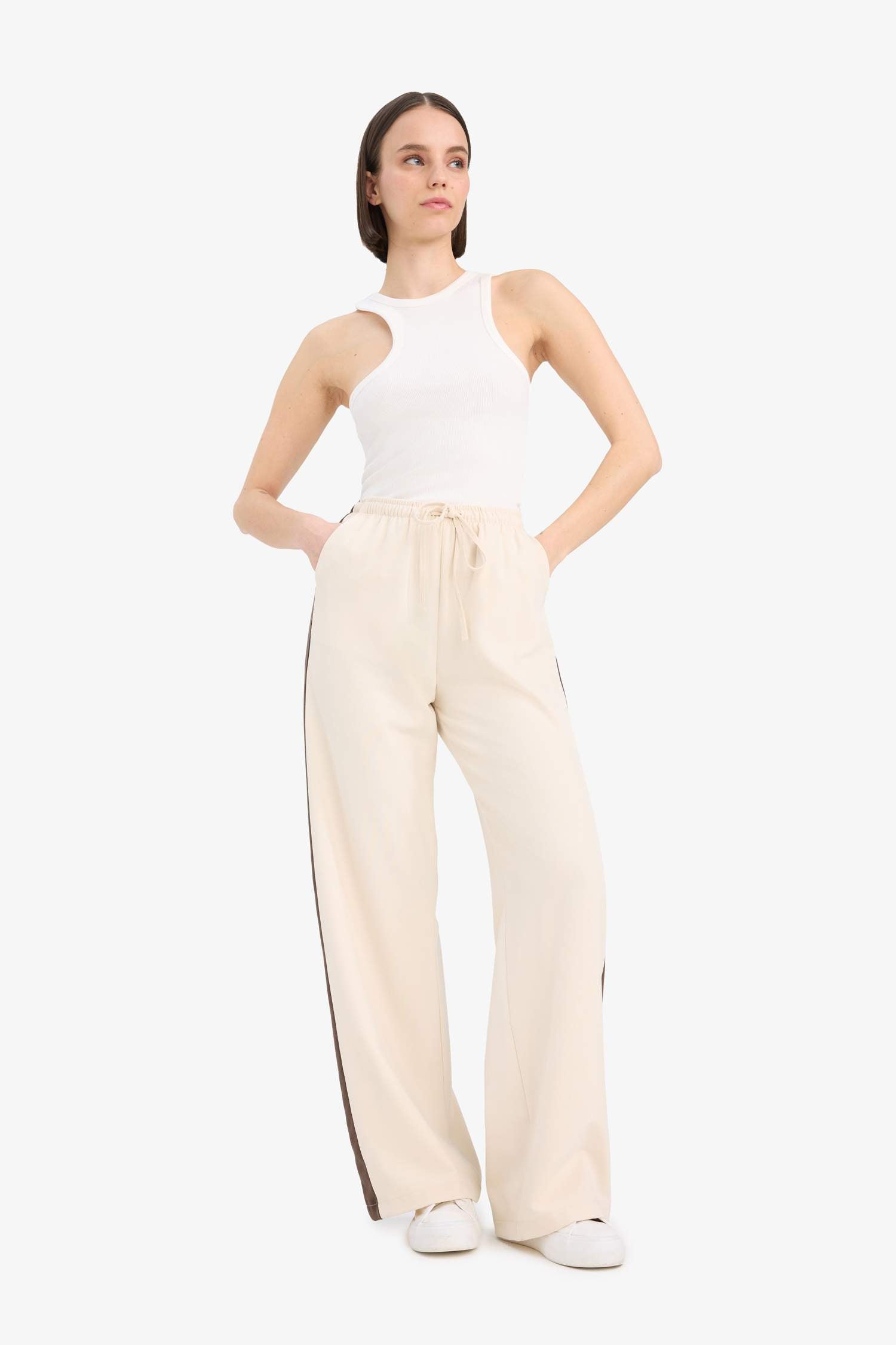 Wide Leg Normal Waist Trousers