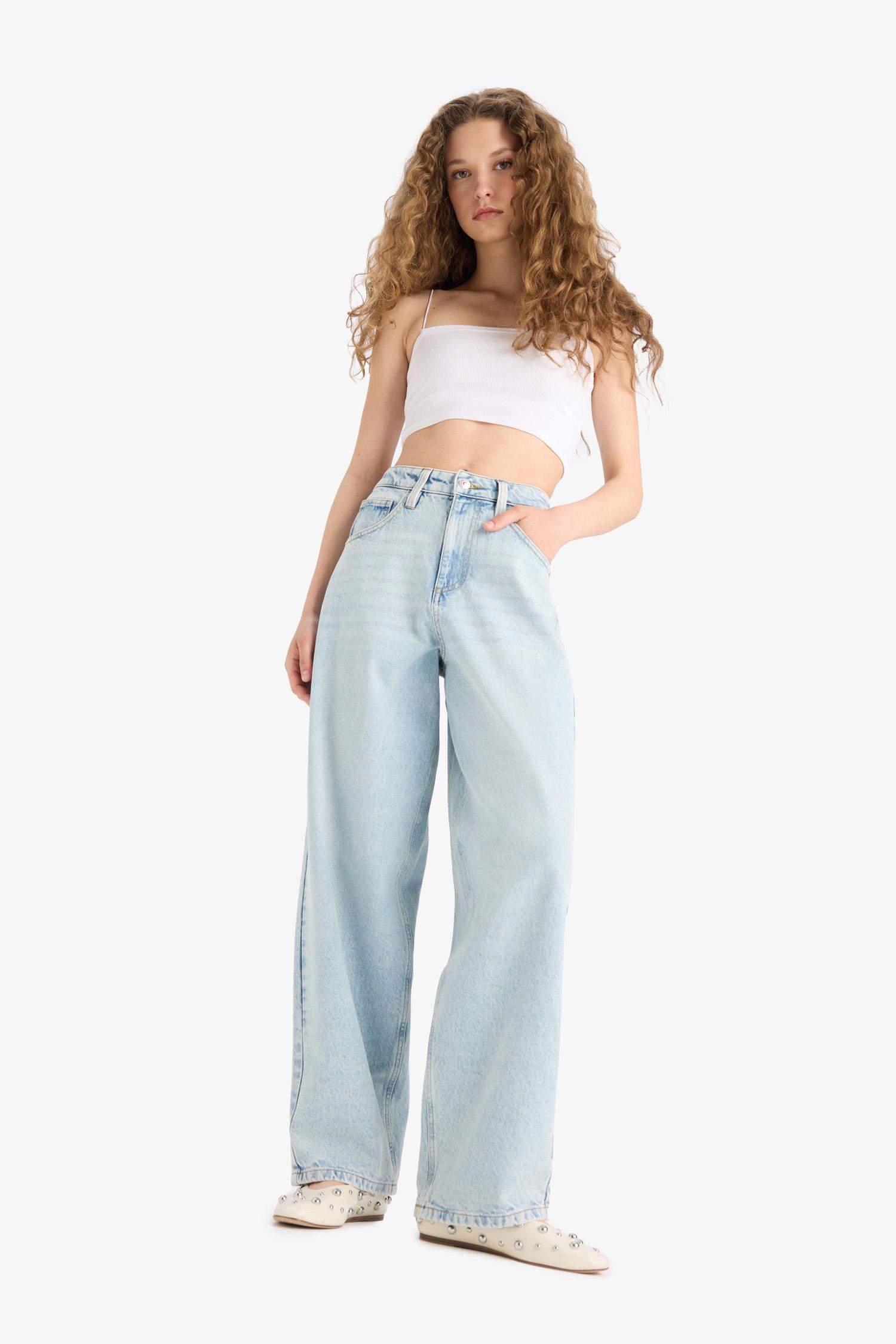 Baggy Fit High Waist Straight Leg Jeans