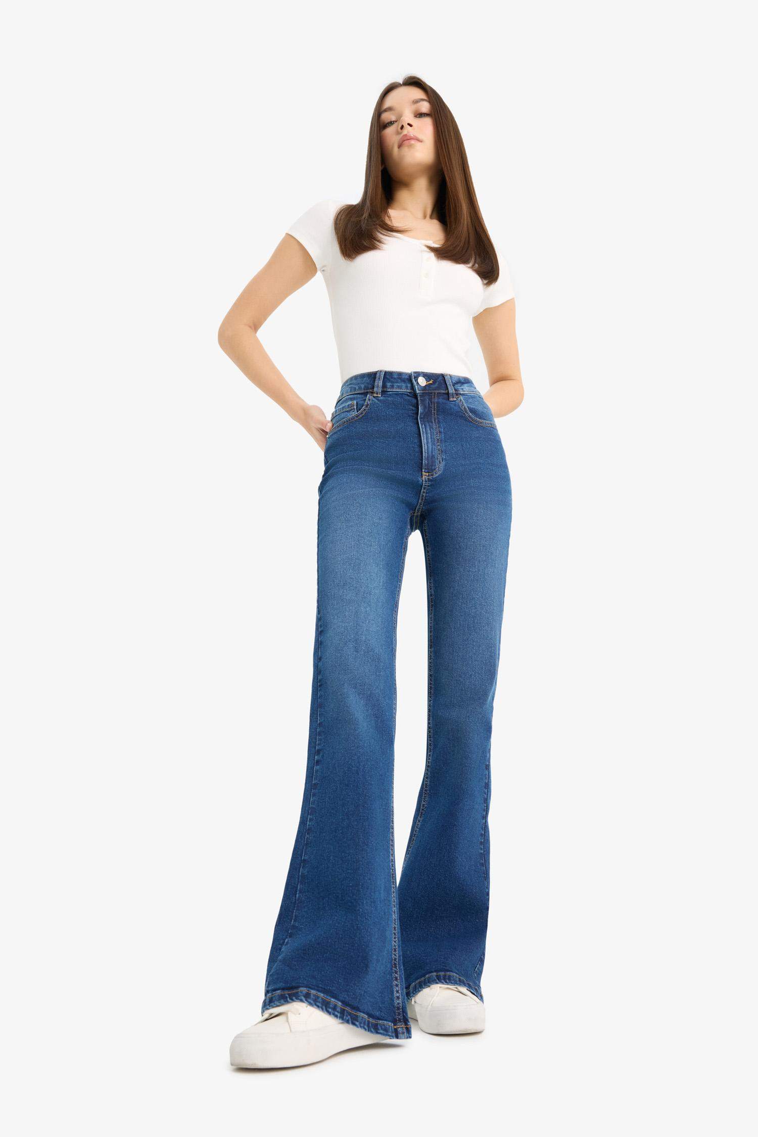 Mia High Waist Straight Leg Jeans