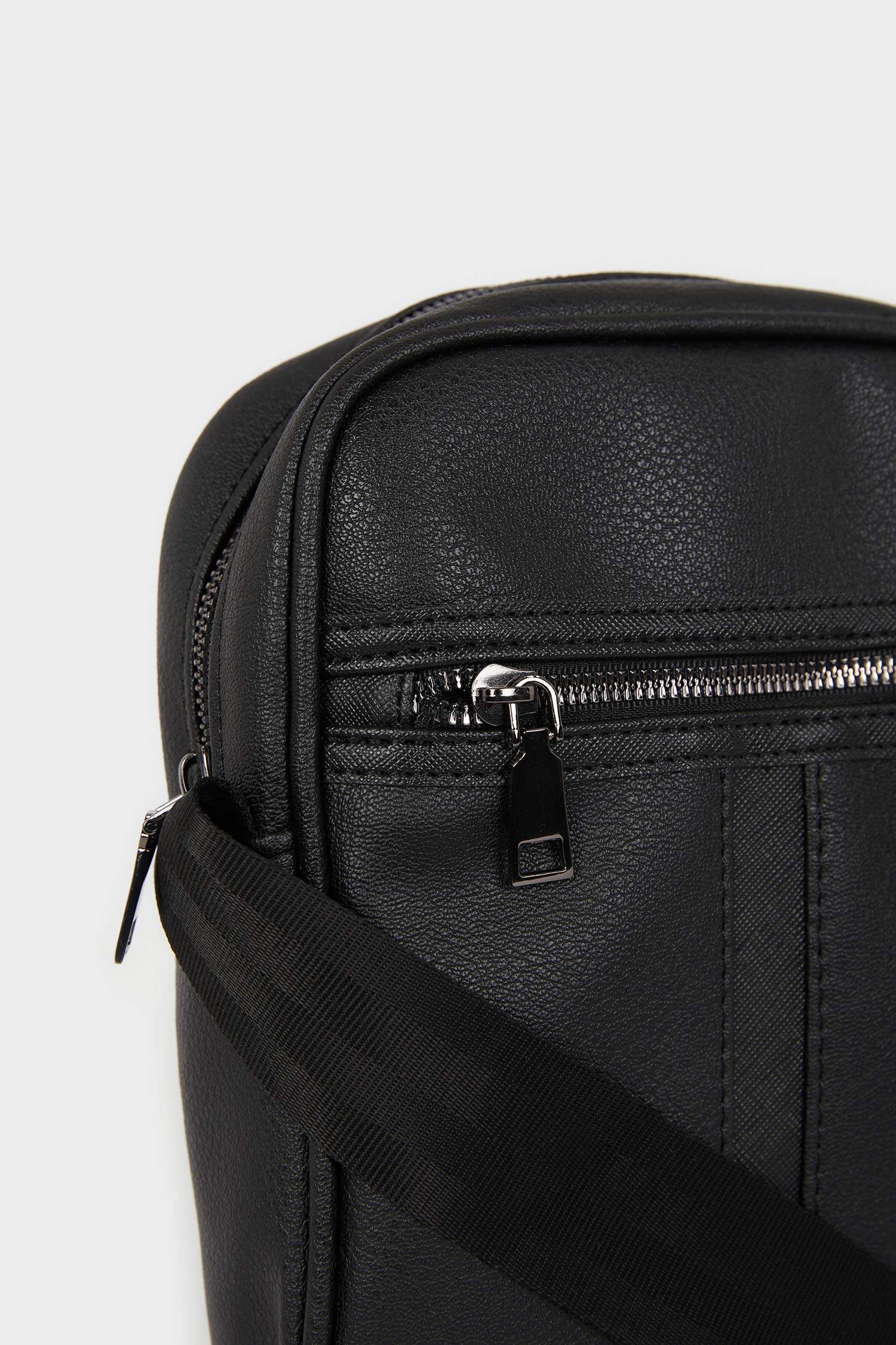 Men's Faux Leather Cross Bag