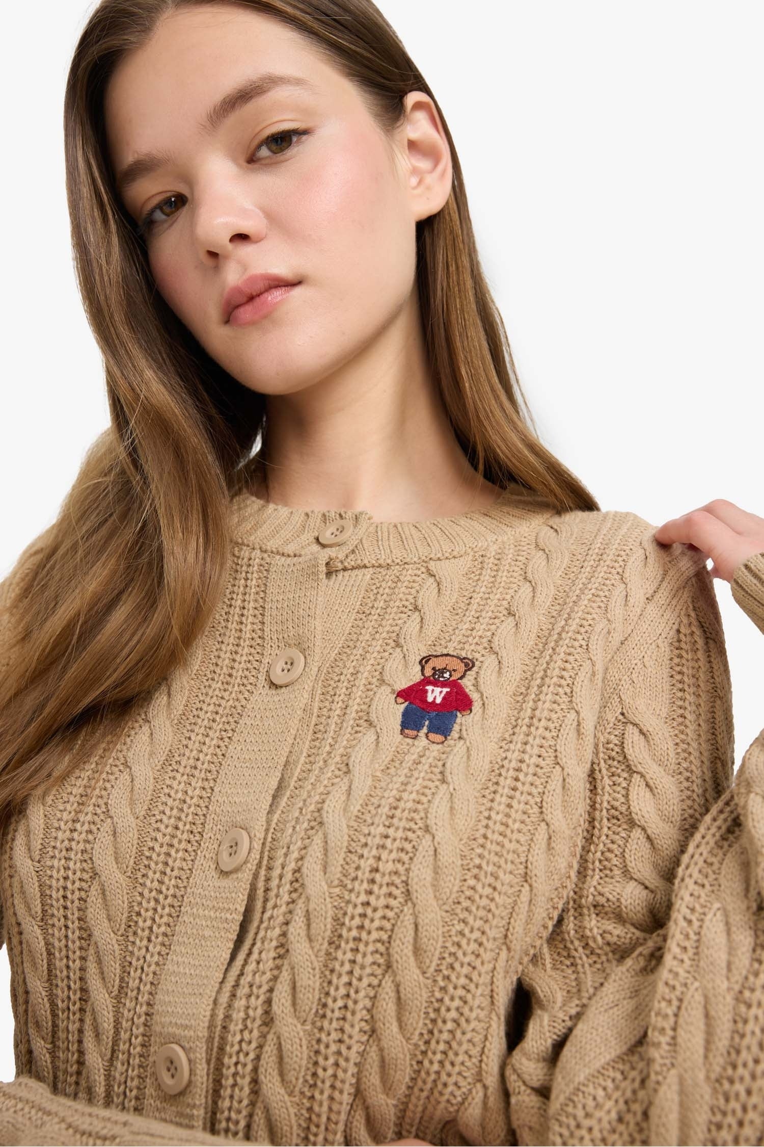 Cool Regular Fit Crew Neck Buttoned Knit Cardigan