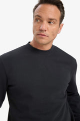 100% Cotton Regular Fit Crew Neck Sweatshirt