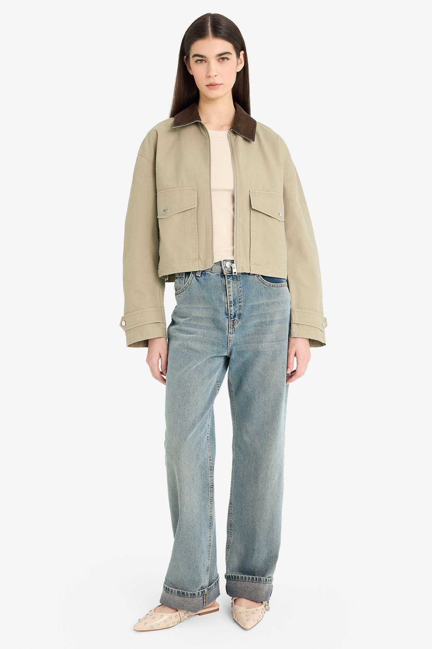 Regular Fit Contrast Collar Zippered Pocket Crop Coat