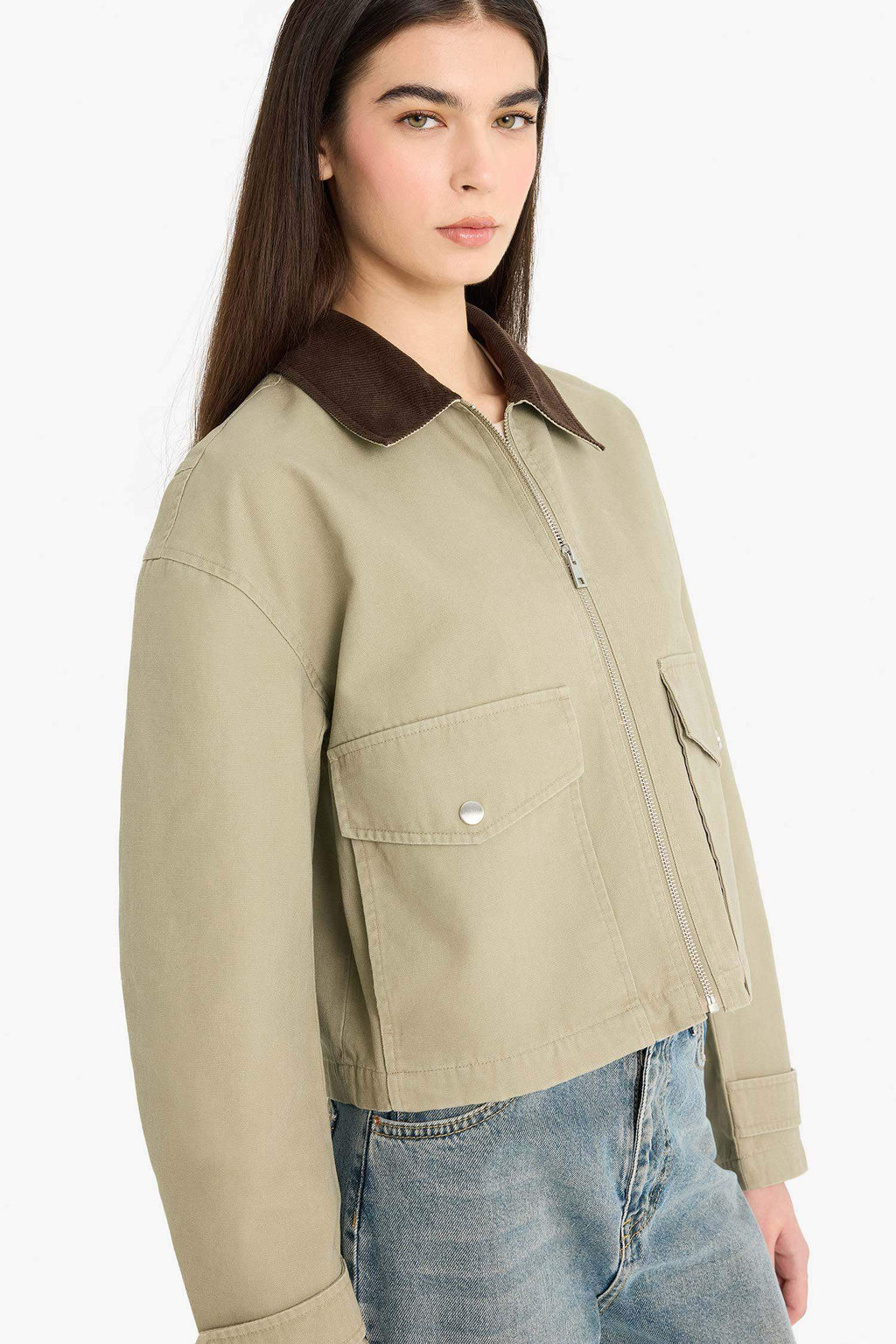 Regular Fit Contrast Collar Zippered Pocket Crop Coat