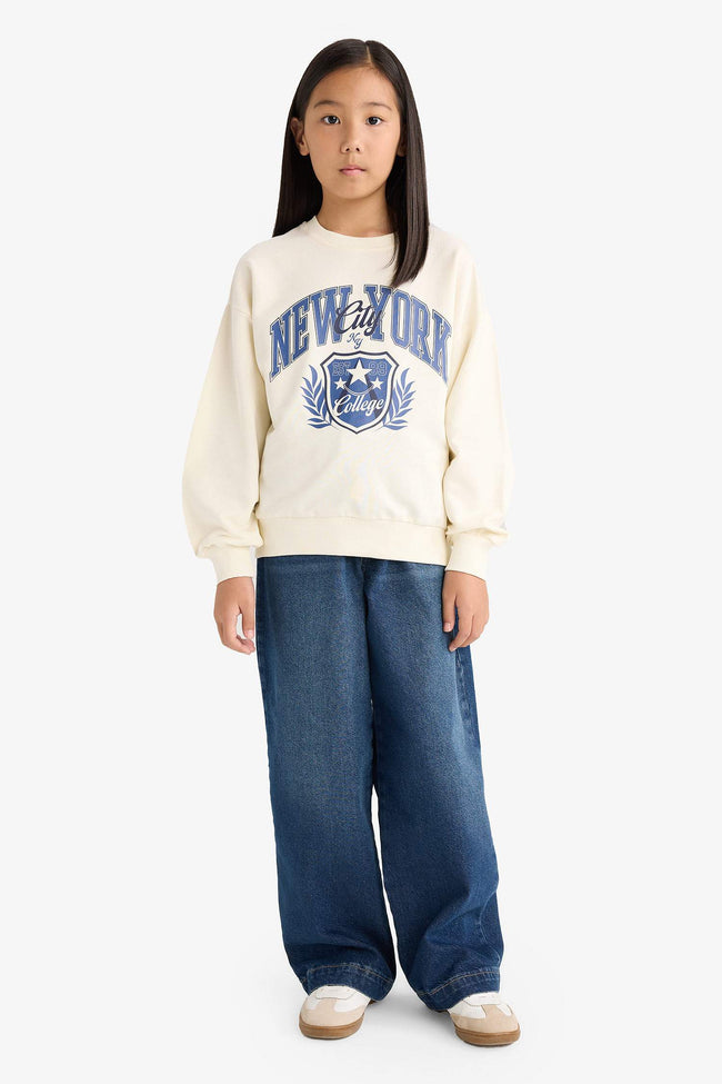 Girls Relax Fit Crew Neck Printed Sweatshirt Main Image