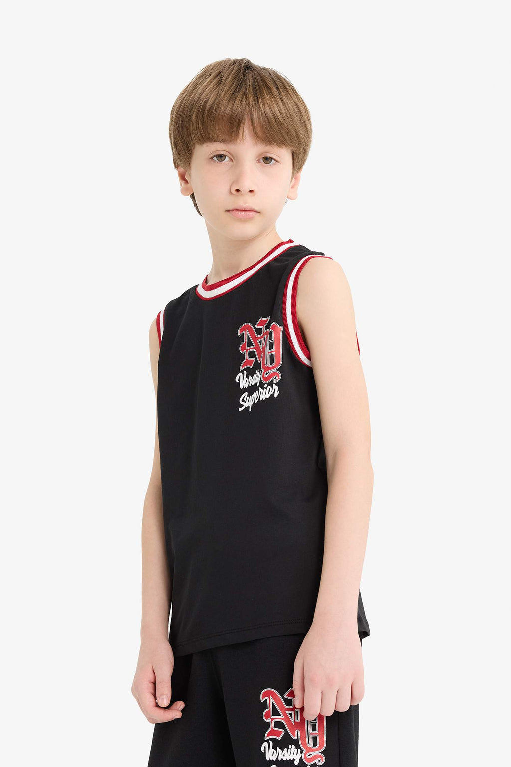 Boys' 2-Piece Set Printed Undershirt and Elastic Waist Shorts