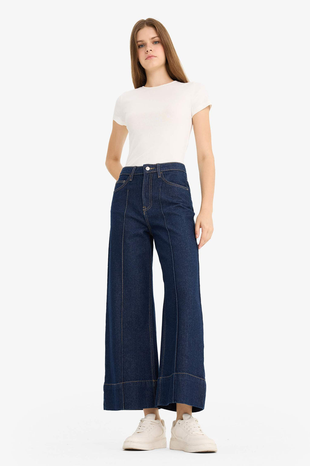 Short Wide Leg High Waist Crop Fit Jeans
