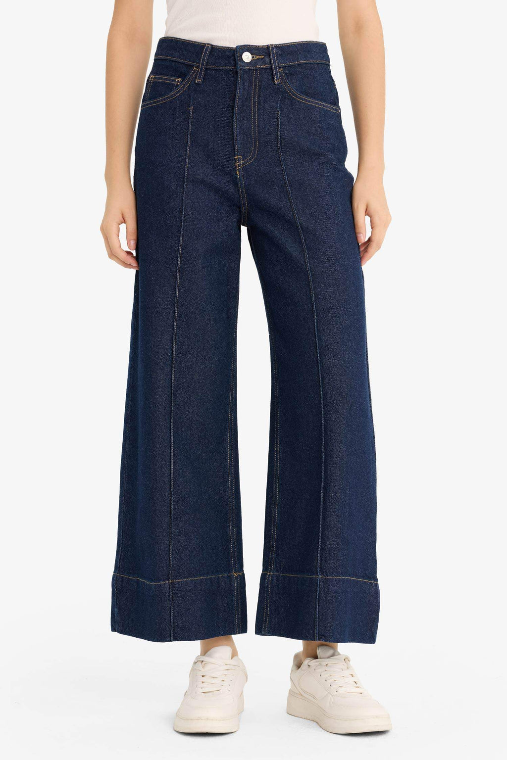 Short Wide Leg High Waist Crop Fit Jeans