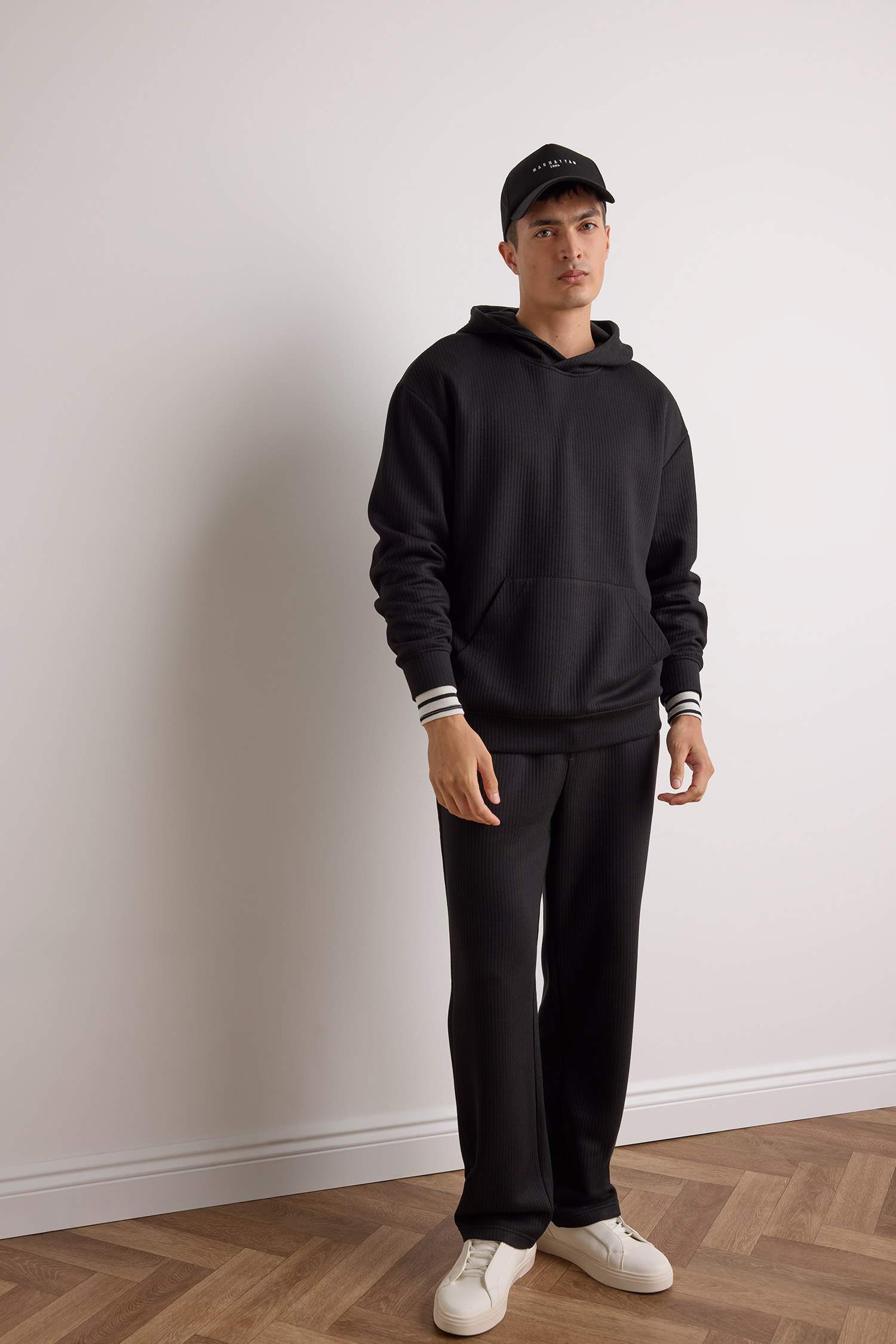 Boxy Fit Hooded Kangaroo Pocket Jacquard Sweatshirt