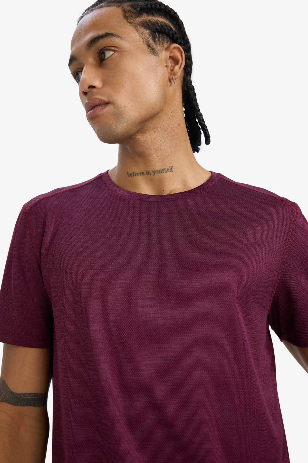 Slim Fit, Narrow Cut, Quick-Drying, Breathable, Flexible Fabric, Crew Neck, Athletic Short-Sleeve T-Shirt