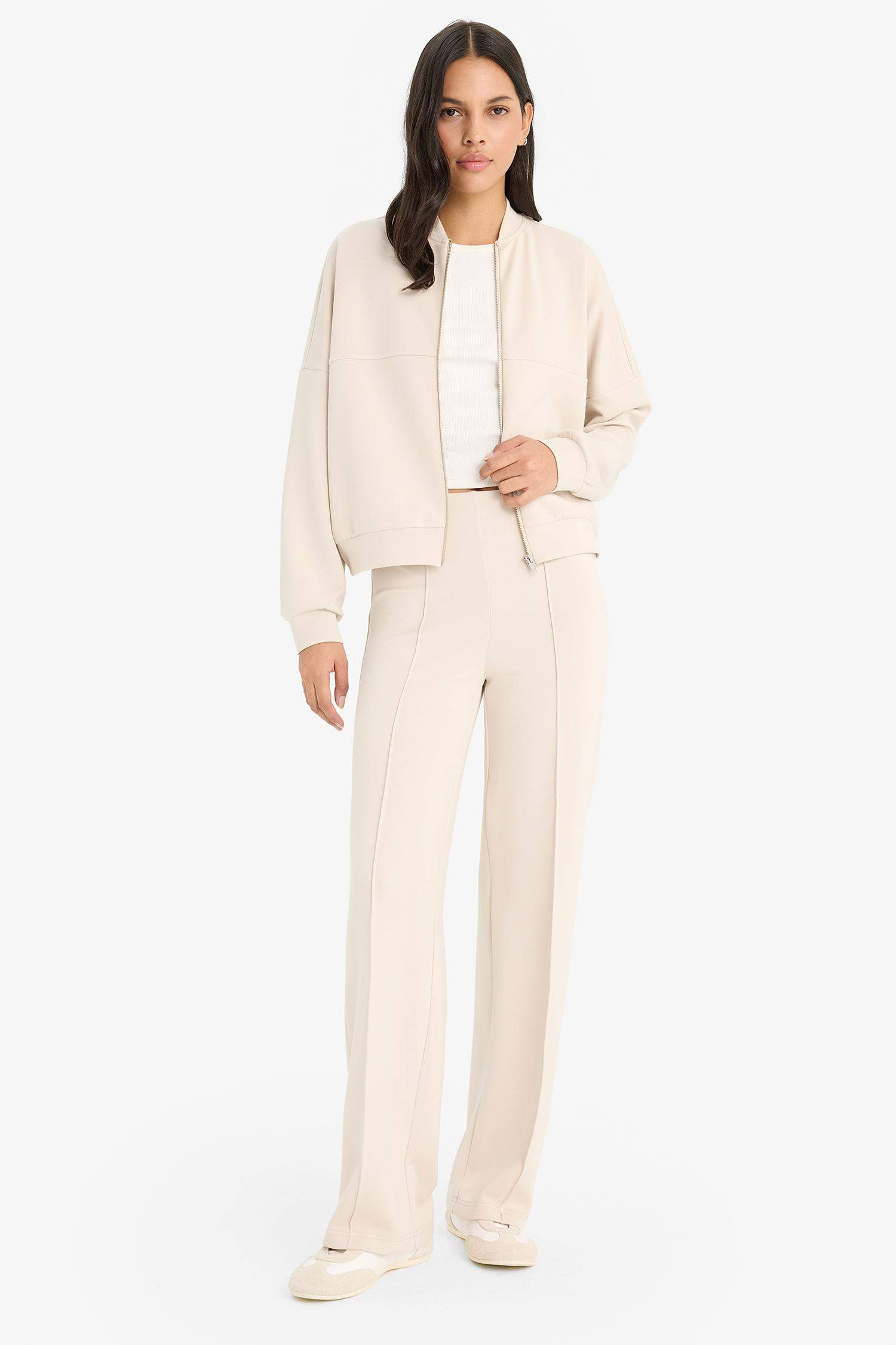 Relax Fit cardigan with a stand-up collar.