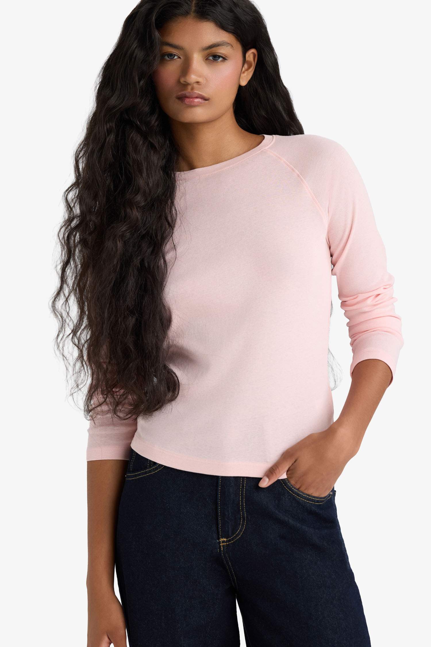 Slim-fit ribbed crew neck long sleeve t-shirt
