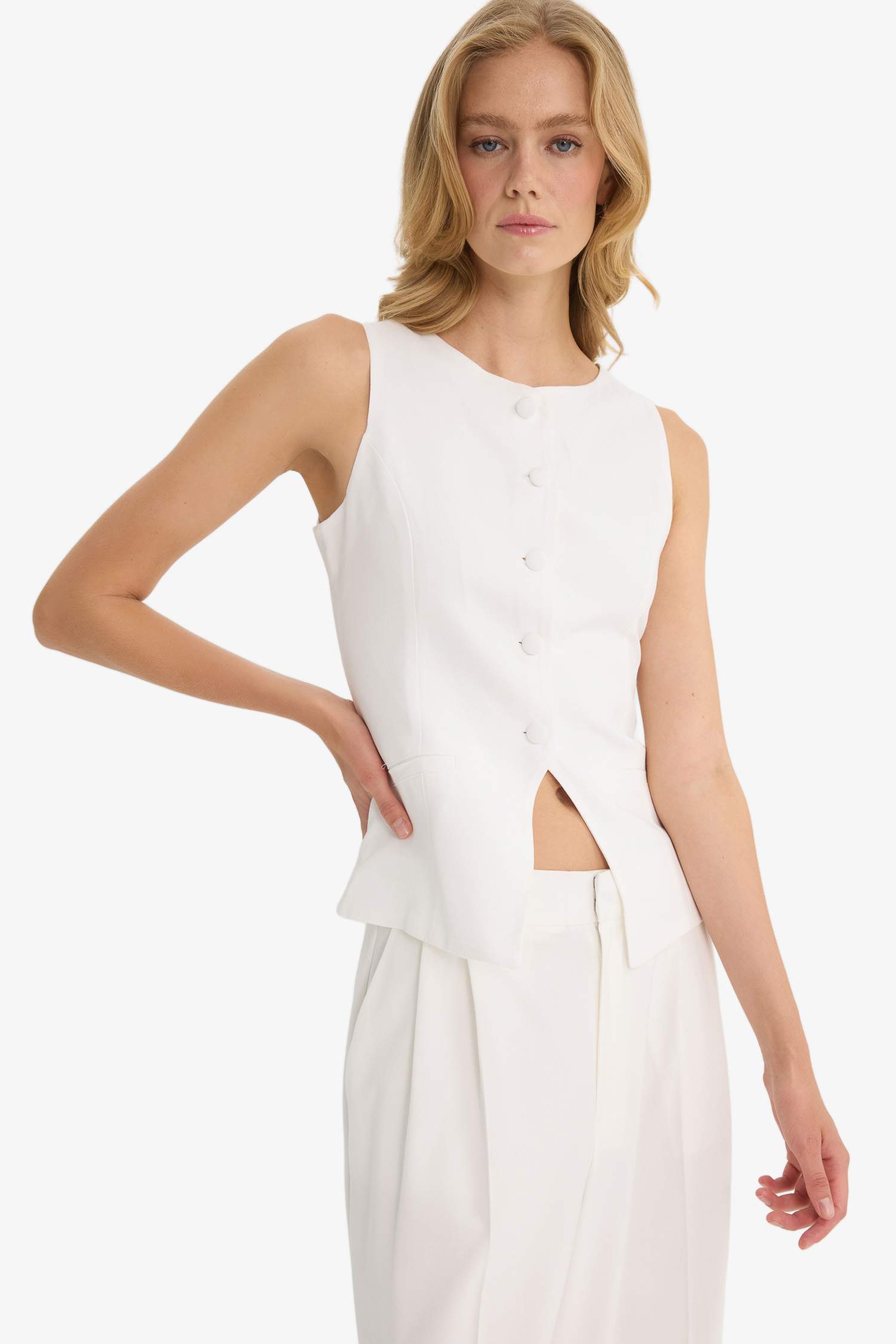 Slim Fit Crew Neck Vest