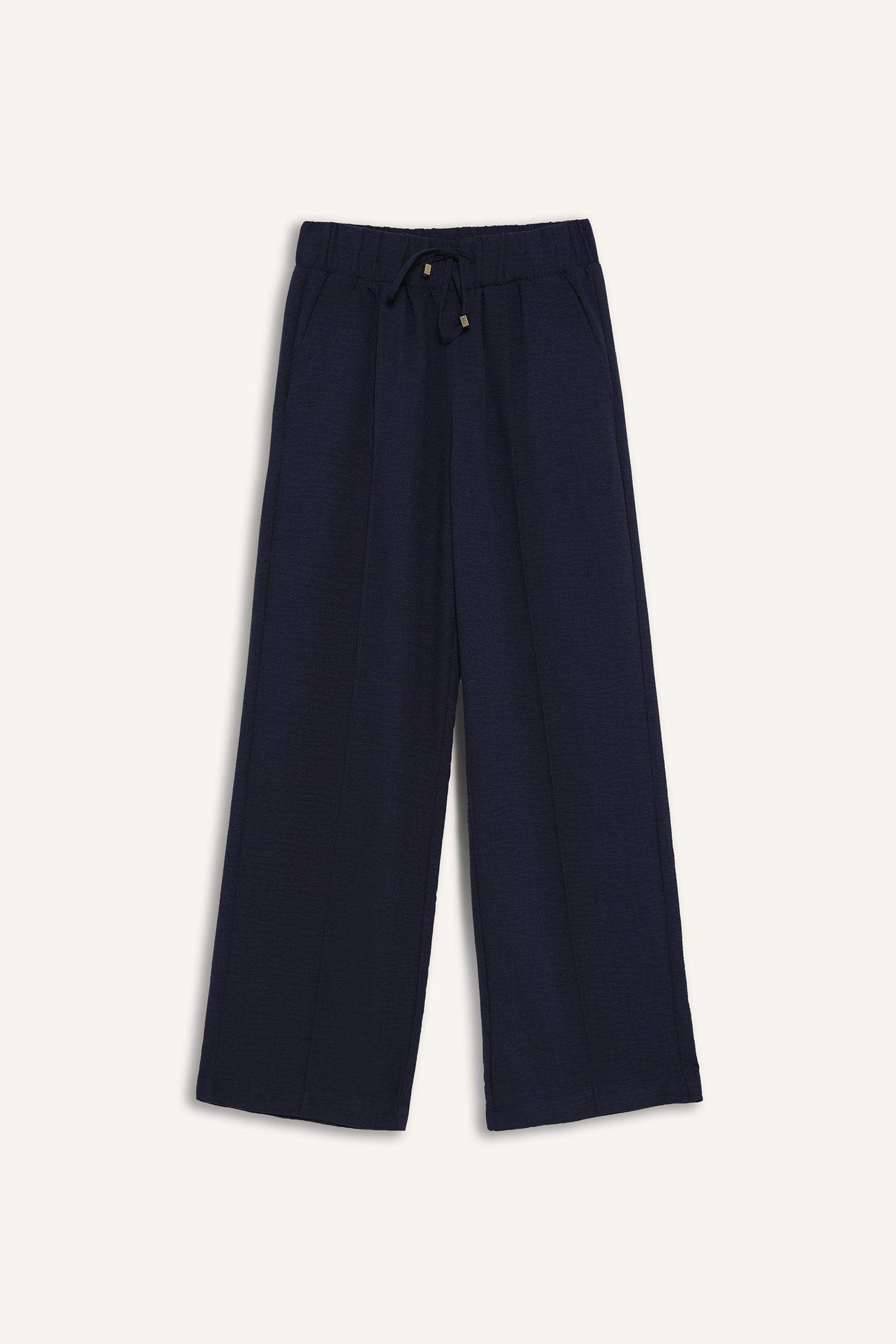Aerobin straight-leg trousers with a regular fit