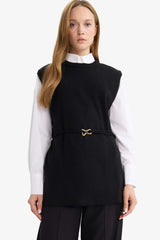 Crew Neck Belt Detailed Knit Sweater