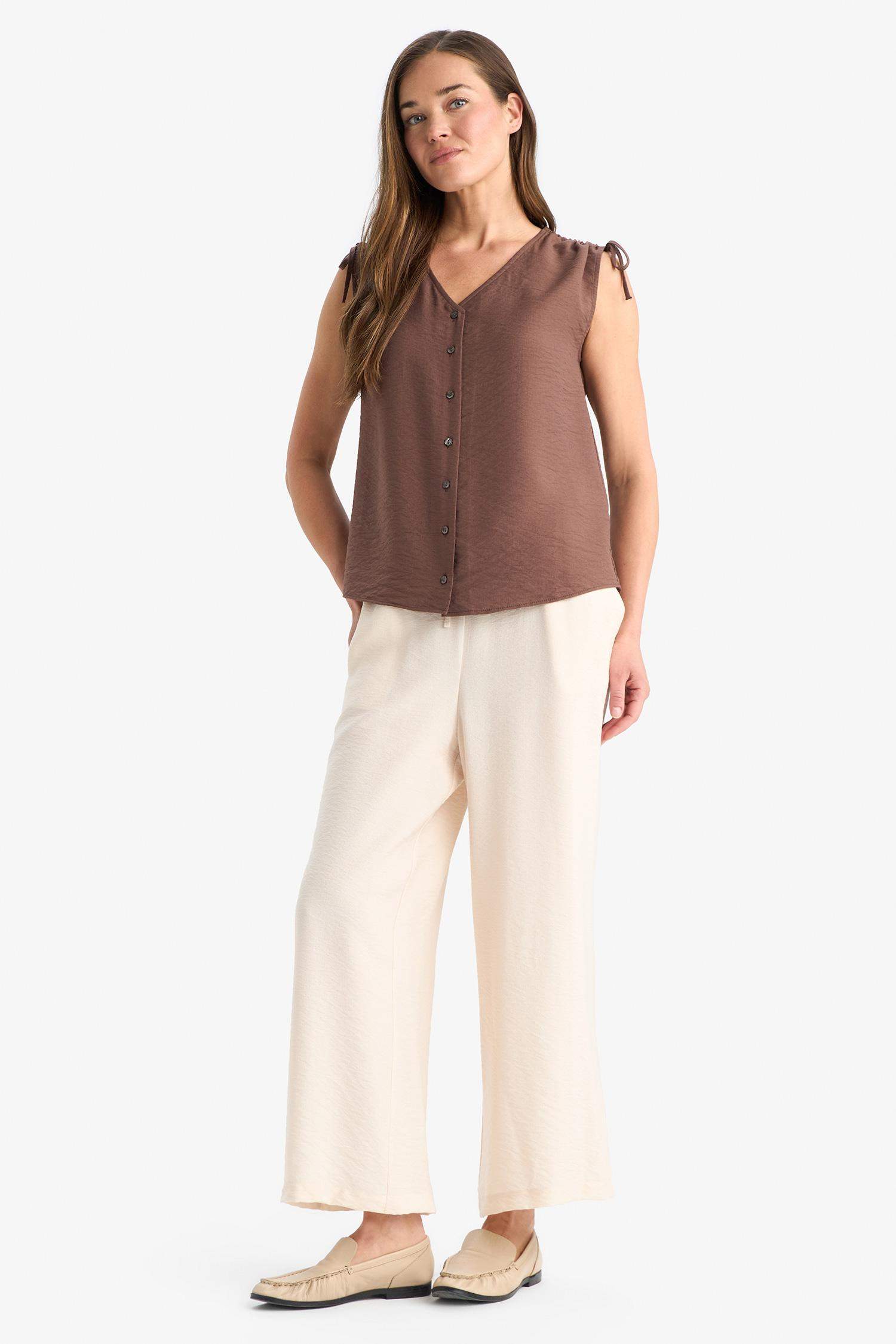 Regular Fit Wide Leg Trousers