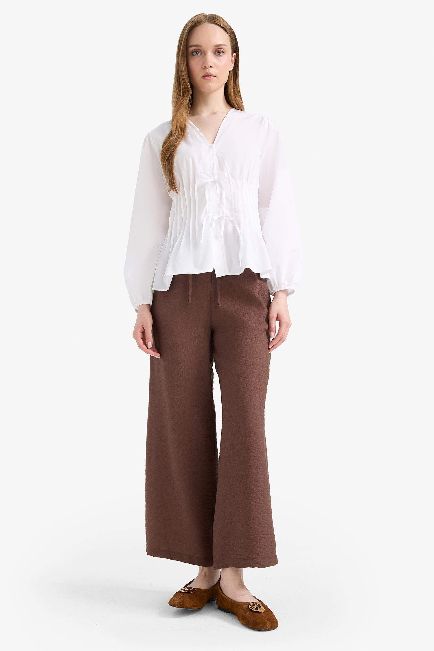 Regular Fit Wide Leg Trousers