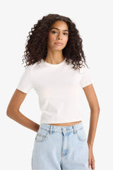 Slim Fit Slim Cut Crew Neck Combed Cotton Short Sleeve T-Shirt