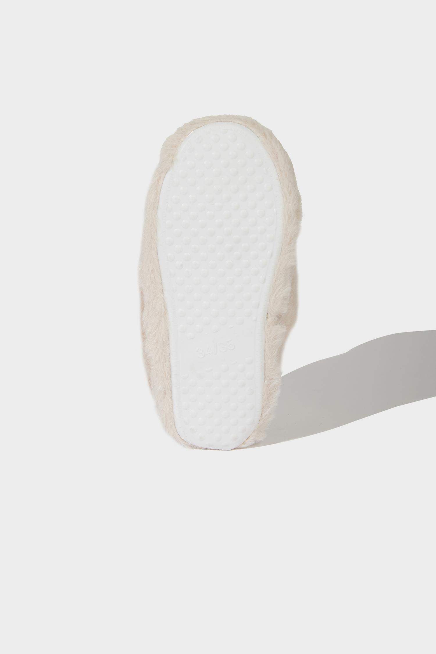 Girls Flat Sole Slippers