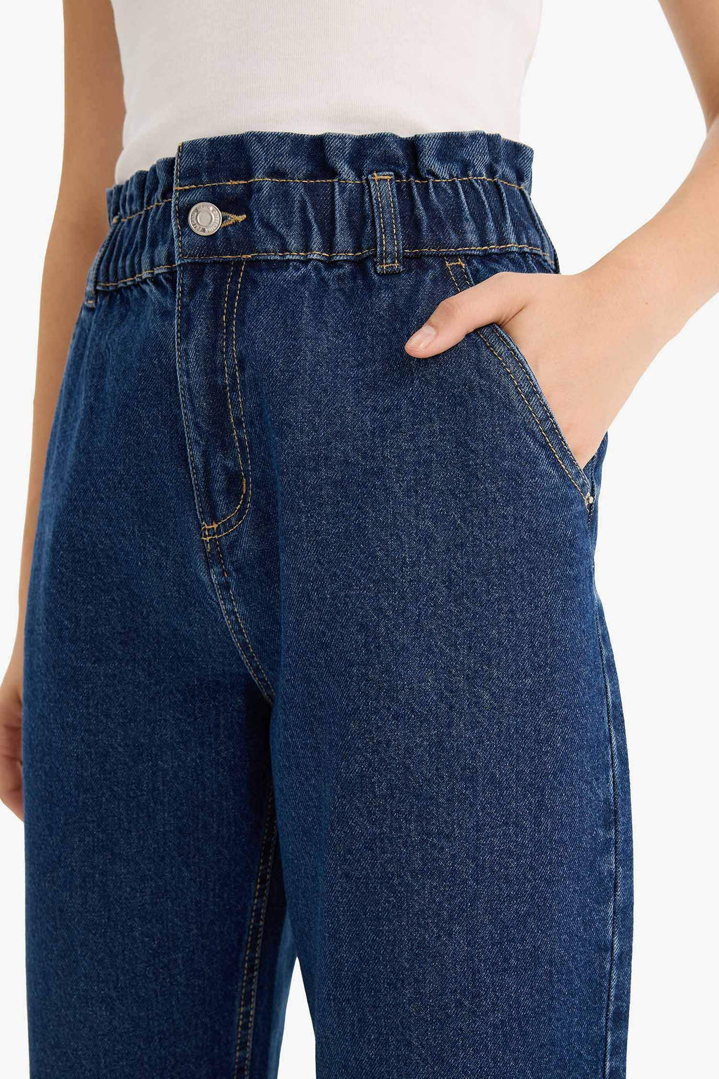 Paperbag High Waist Straight Leg Jeans