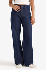 Straight Wide jeans with a high waist, straight and standard legs