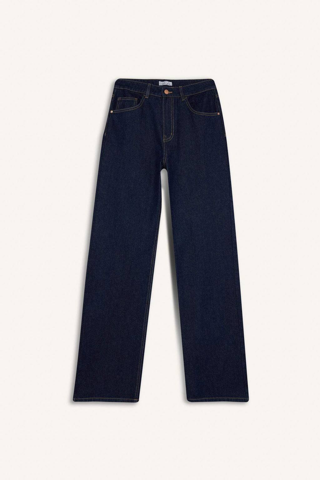 Straight Wide jeans with a high waist, straight and standard legs