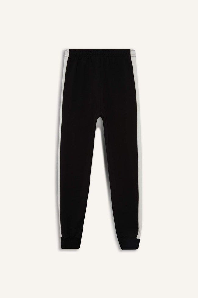 boys Elastic Waist Printed Jogger Sweatpants Main Image