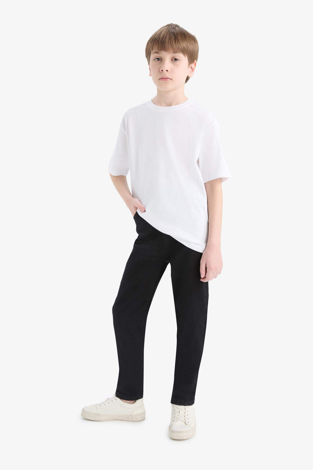 Slim Fit Straight Leg Skinny Jeans For Boys