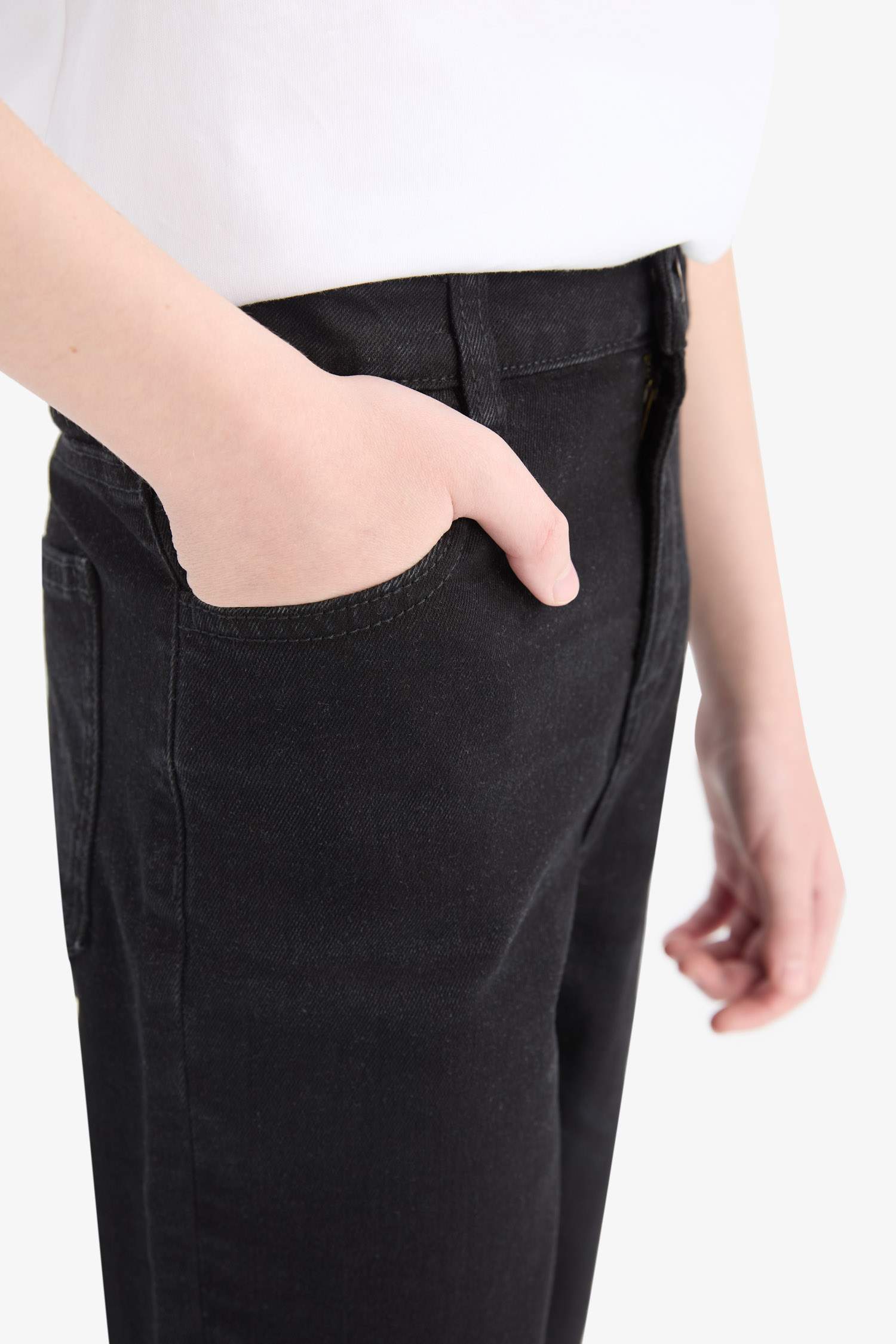 Slim Fit Straight Leg Skinny Jeans For Boys