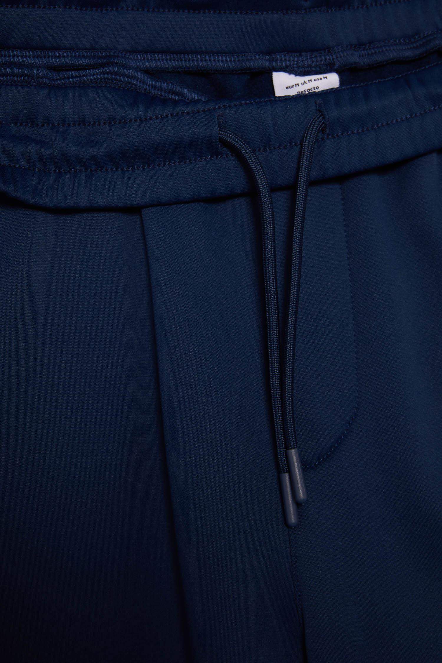 Standard Fit Sports Jogger Sweatpants