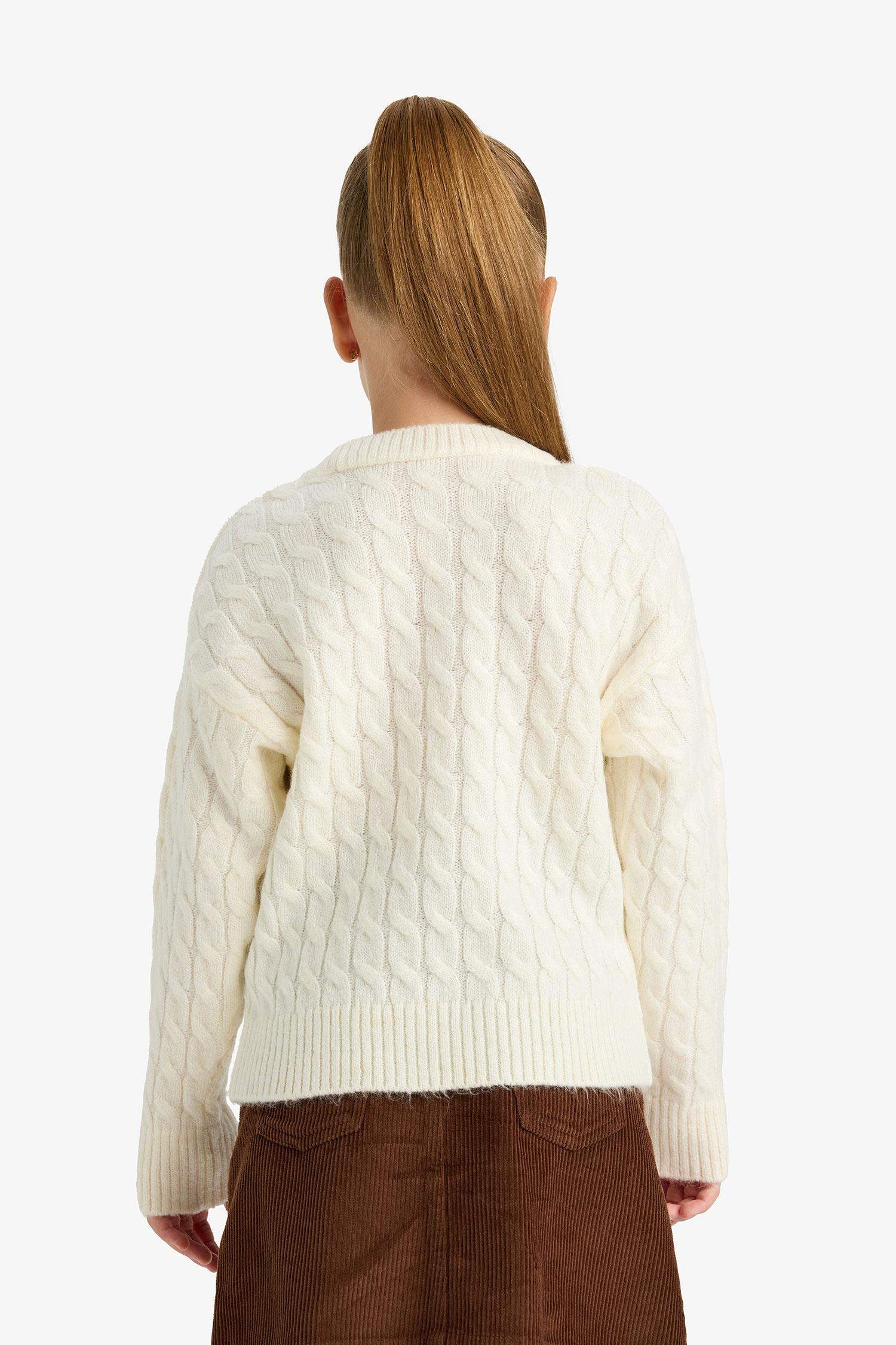 Girls Crew Neck Knitted Sweater